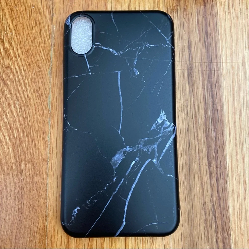 iPhone X/XS Black Marble Phone Case